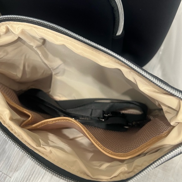 NEW Diaper bag - Picture 5 of 14